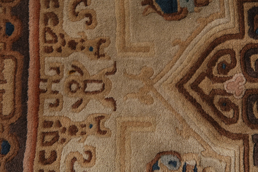 中古　中国段通　120段　和洋どちらの空間にも合わせやすいウール製玄関マット(ラグ、絨毯)(R-050304)