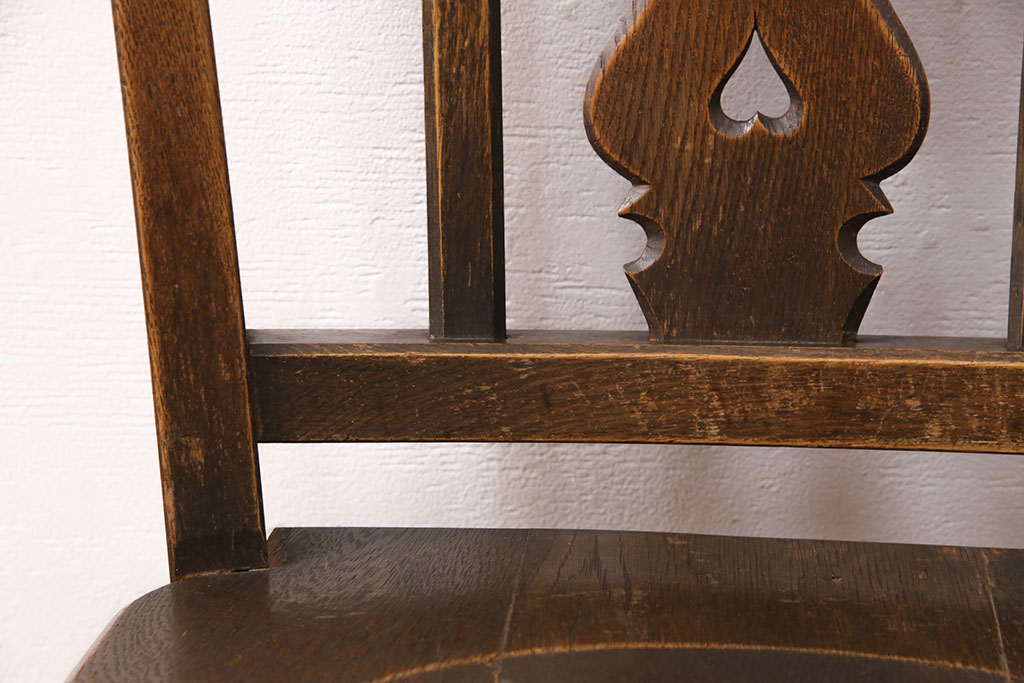 中古　神戸家具　永田良介商店　素朴なアンティークスタイルを楽しめるスカシ型食堂椅子(チェア、イス)(R-050340)