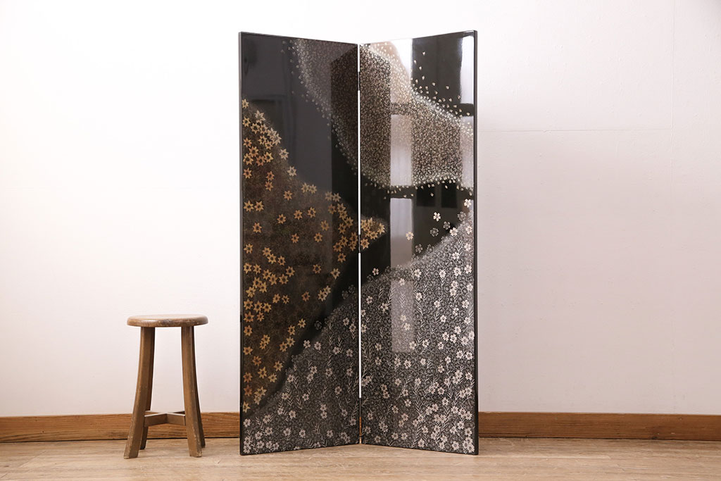 中古　美品　民芸家具　木曽塗り　3種の花の図柄が空間を彩る衝立(つい立て、パーテーション)(R-050410)