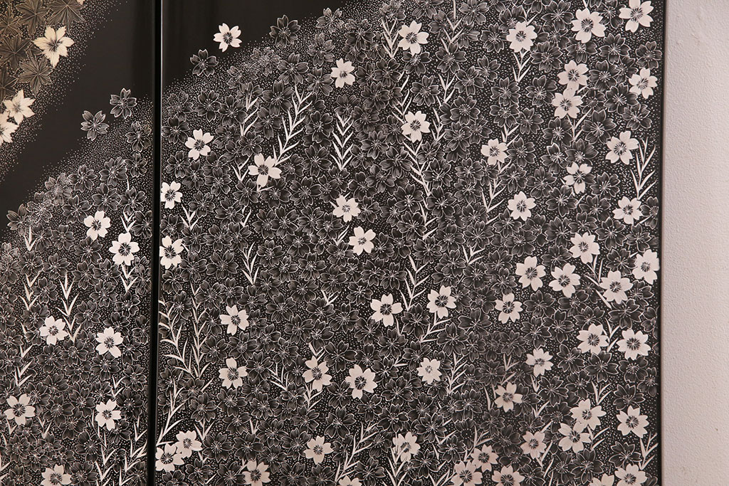中古　美品　民芸家具　木曽塗り　3種の花の図柄が空間を彩る衝立(つい立て、パーテーション)(R-050410)