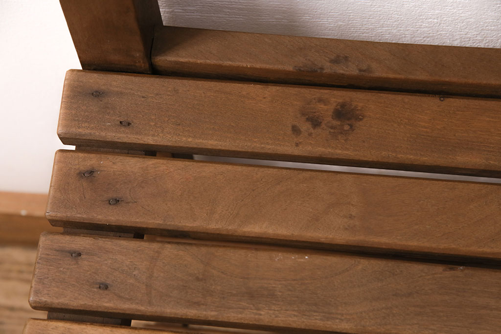 和製アンティーク　古き良き時代の趣を感じさせる素朴な木製チェア(椅子、板座チェア、スクールチェア)(R-050436)