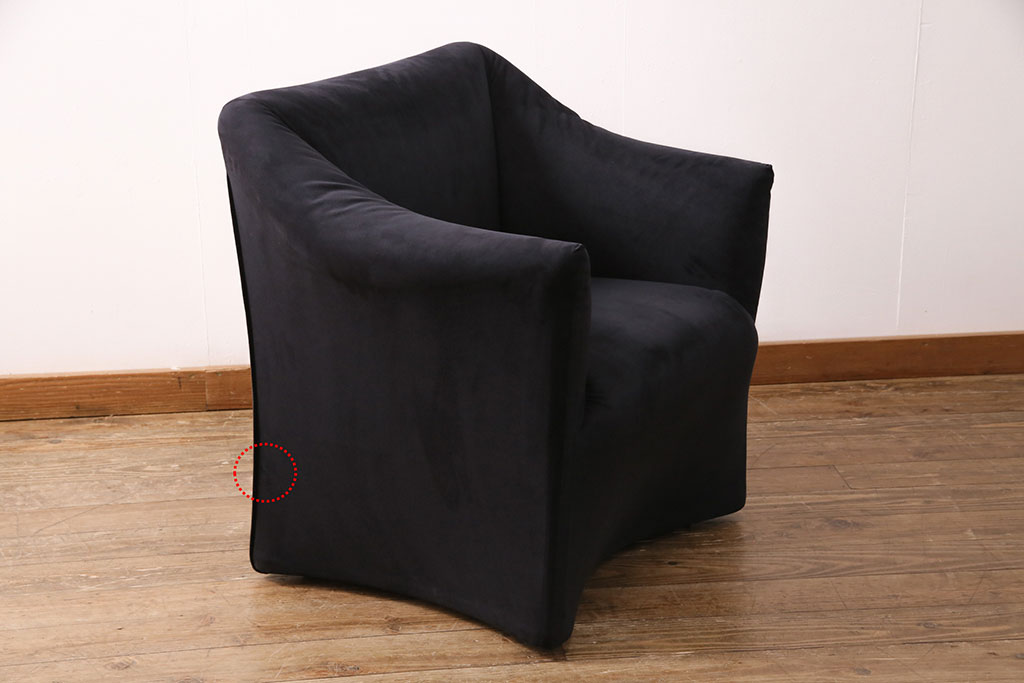 中古　展示品　美品　Cassina(カッシーナ)　684 PICCOLA TENTAZIONE(ピッコラテンタツィオーネ)　ラウンジアームチェア(定価約40万円)(アームソファ、一人掛けソファ、1P)(R-050482)