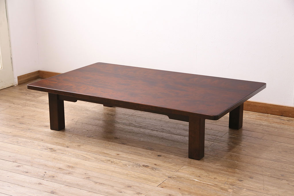 床座生活におすすめの定番家具！ナチュラルに使える日本の座卓・机