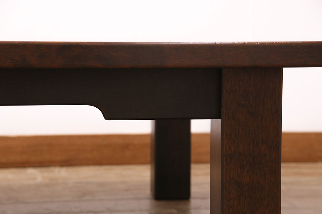 中古　美品　北海道民芸家具　滑らかな質感と深みのある色合いが魅力の座卓(ローテーブル、センターテーブル、リビングテーブル)(R-050504)