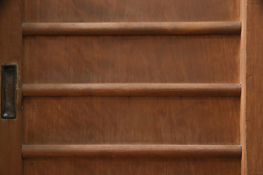 和製アンティーク　前面ヒノキ材　コンパクトなサイズが嬉しい!趣ある和の空間作りにおすすめの3尺水屋箪笥(重ね箪笥、食器棚、収納棚、キャビネット)(R-050684)