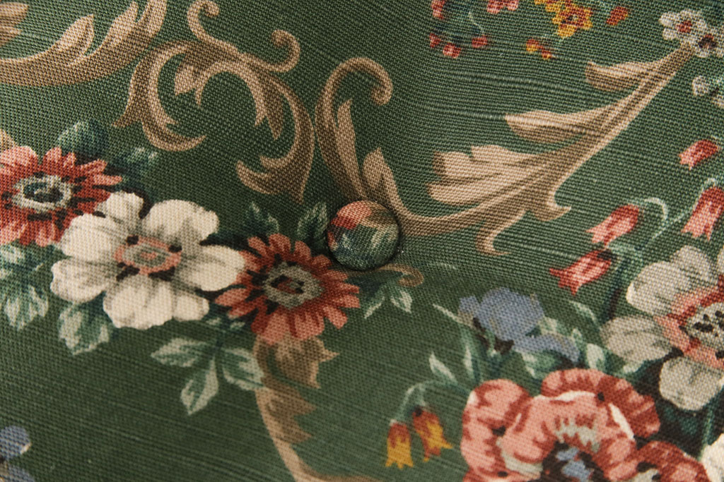 中古　飛騨産業　キツツキ　穂高　WINDSOR　クラシカルな花柄ファブリックが印象的なナラ材製ロッキングチェア(アームチェア、アームソファ)(R-050691)