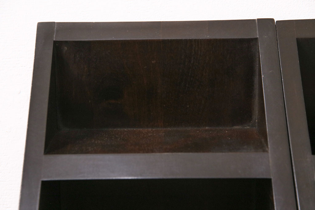 中古　北海道民芸家具　使い方いろいろ!置き方次第でペン立てにも棚にもなる小さな飾り棚2個セット(花台、ディスプレイ台、ペン立て、小物収納)(R-050707)