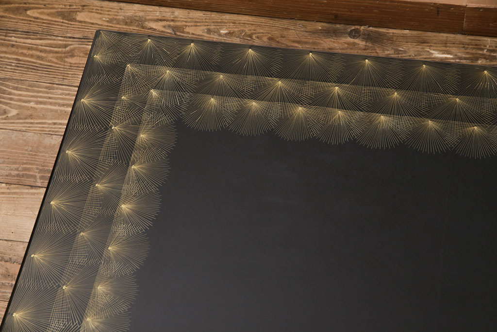 中古　輪島塗　吠木正樹作　ガラス天板付き　繊細な松模様が優しい雰囲気を醸しだす座卓(ローテブル)(R-050718)