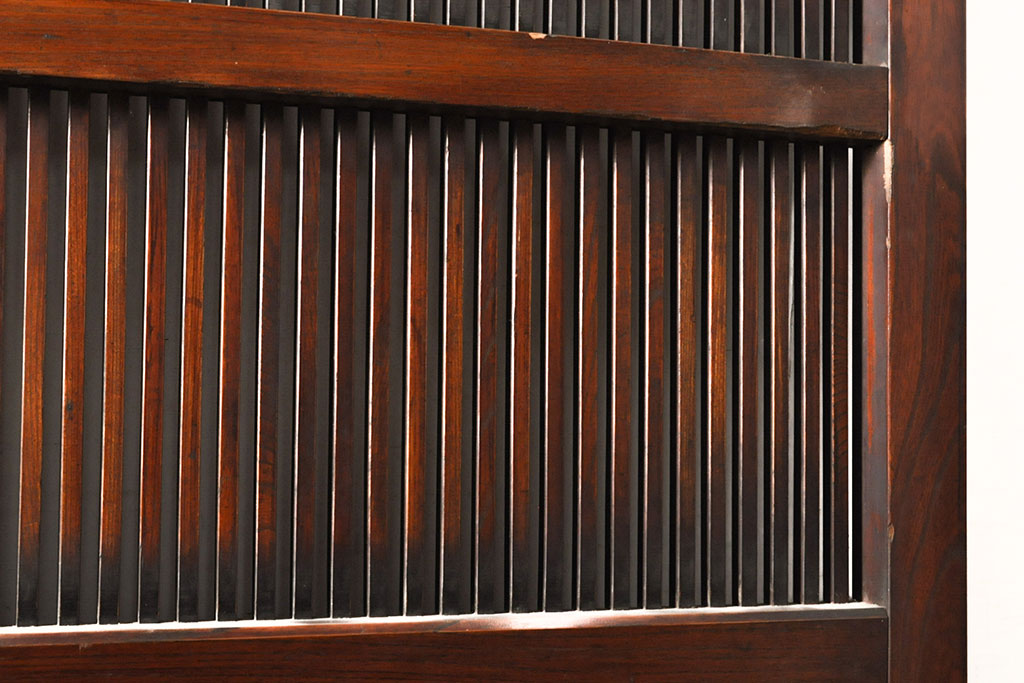 和製アンティーク　総ケヤキ材　レア!腰板に玉杢を使用した、贅沢なつくりが魅力の格子蔵戸(建具、引き戸、玄関戸)(R-050773)