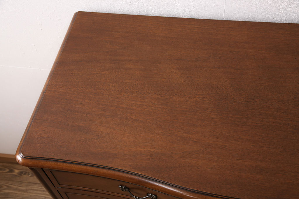 中古　DREXEL HERITAGE(ドレクセルヘリテイジ)　Touraine(ツーレイン)　マホガニー材　気品ある佇まいが魅力的なチェスト(引き出し)(R-050803)