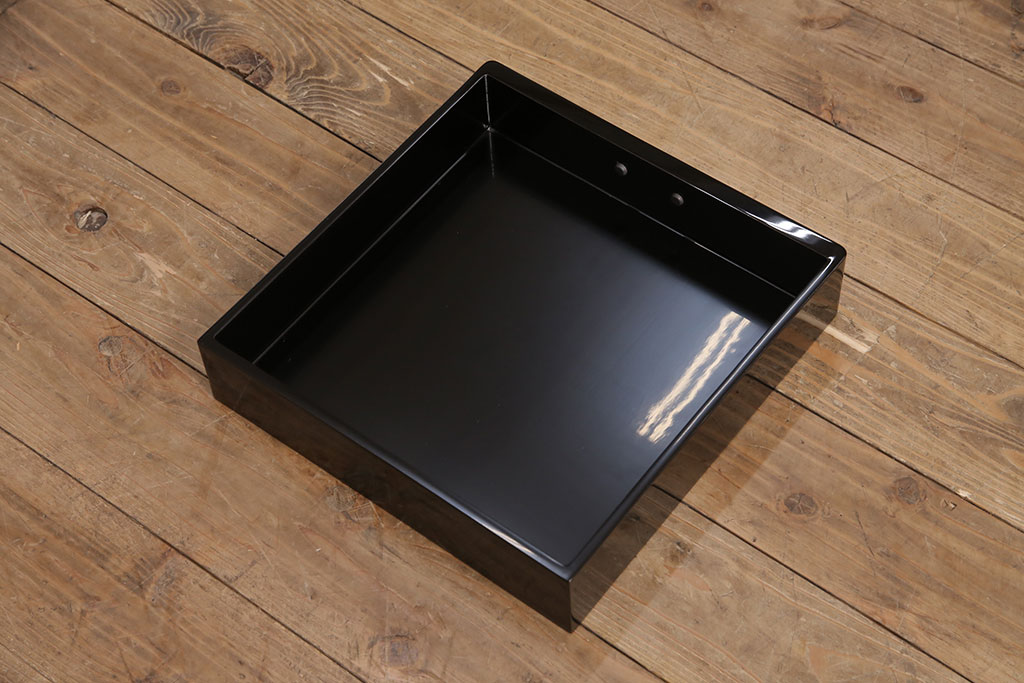 中古　未使用　展示品　超美品!深く艶のある黒が美しい輪島塗りの飾り棚(茶棚)(R-050953)