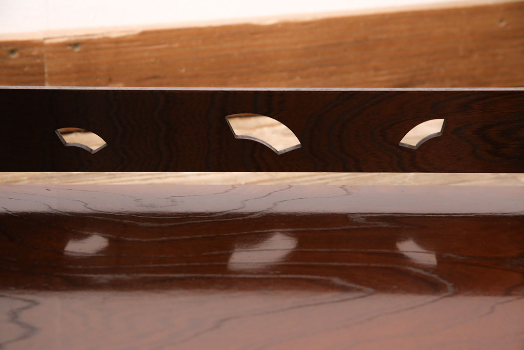 中古　美品　国産ケヤキ材を使用!和の風格を演出する置き床(ローボード、飾り棚、飾り台)(R-050955)