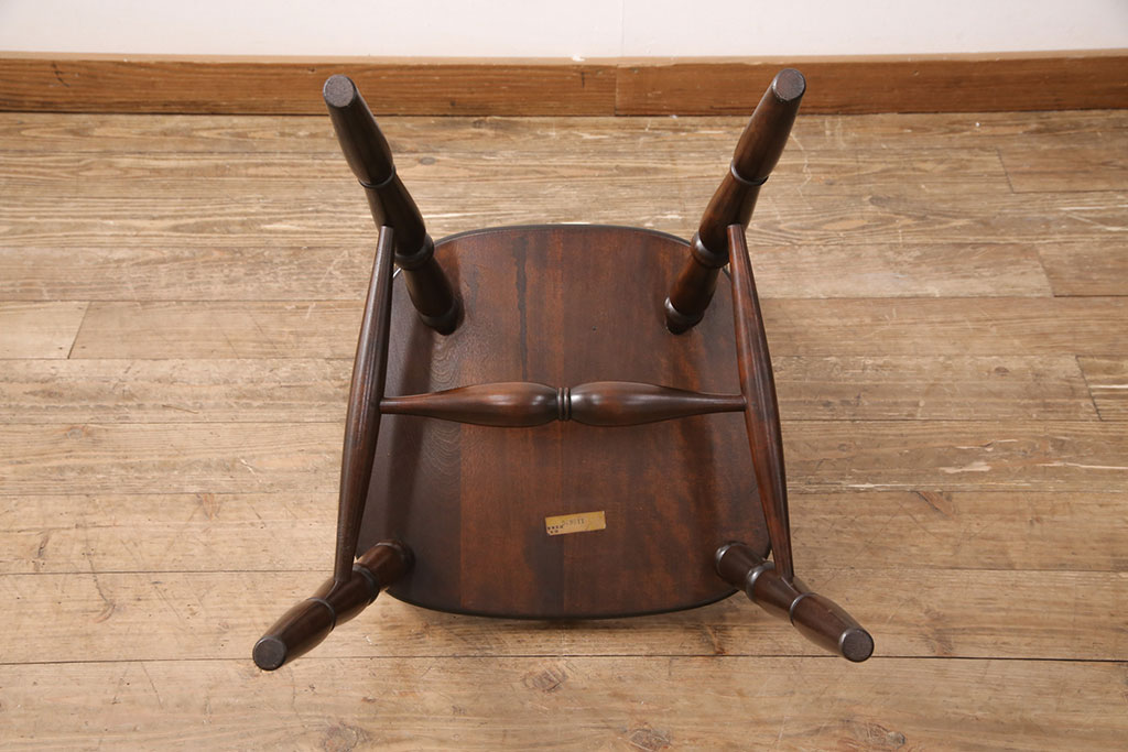 中古　松本民芸家具　16型スピンドルチェア　ゆったりと座れるダイニングチェア(板座チェア、椅子)(R-050992)