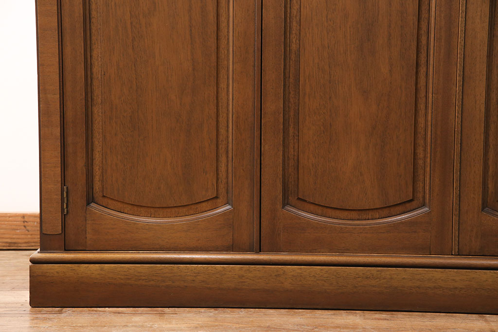 中古　美品　DREXEL HERITAGE(ドレクセルヘリテイジ)　Triune(トライユン)シリーズ　マホガニー材の木肌が美しいワードローブ(引き出し付き、キャビネット、収納棚、戸棚)(定価約90万円)(R-051083)
