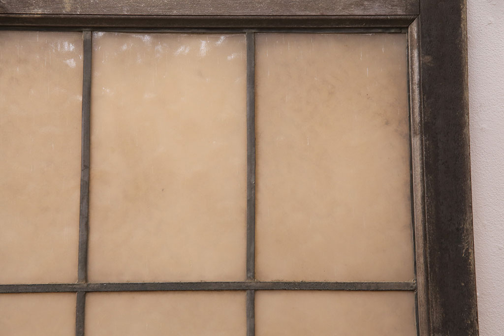 アンティーク建具　大正ロマンの雰囲気漂うミルクガラスを使ったステンドグラスの引き戸1枚(窓、建具)(R-051222)