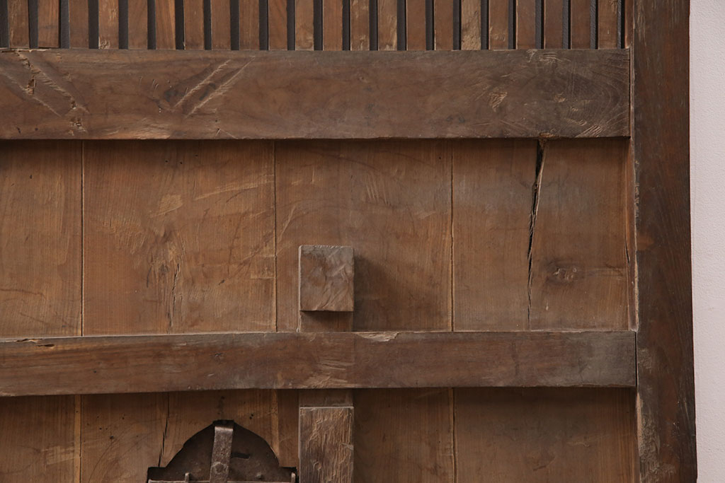 アンティーク建具　明治大正期　栗材　和の情緒あふれる蔵戸(玄関戸、玄関ドア、引き戸)(R-051233)