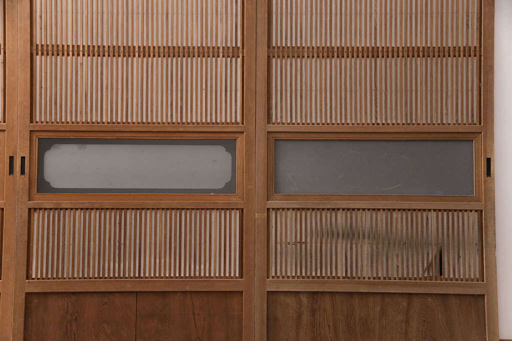 和製アンティーク　情緒ある和の雰囲気作りにおすすめの裏障子戸付き格子戸4枚セット(建具、引き戸)(R-051295)
