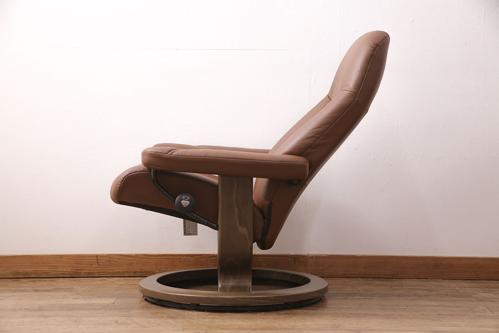 中古　展示美品　2019年製　本革　EKORNES(エコーネス)　コンサルシリーズ　Sサイズ　オットマン付きストレスレスチェア(リクライニングチェア、一人掛けソファ、アームチェア)(定価約22万円)(R-051383)