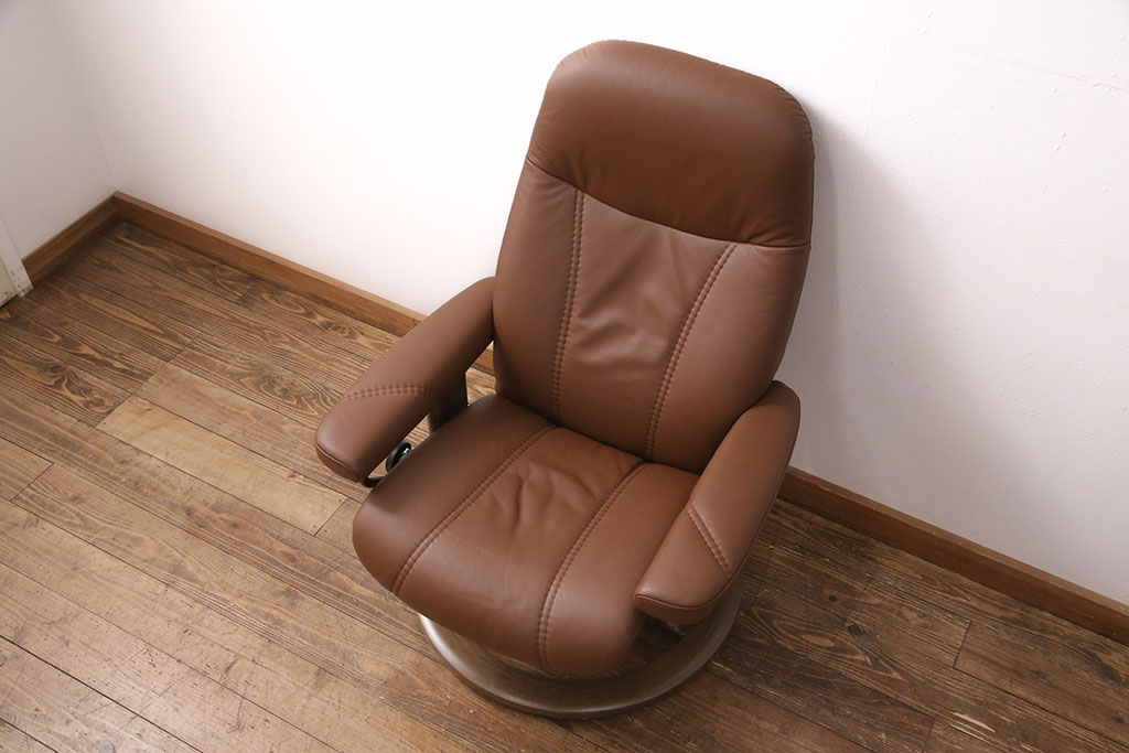 中古　展示美品　2019年製　本革　EKORNES(エコーネス)　コンサルシリーズ　Sサイズ　オットマン付きストレスレスチェア(リクライニングチェア、一人掛けソファ、アームチェア)(定価約22万円)(R-051383)