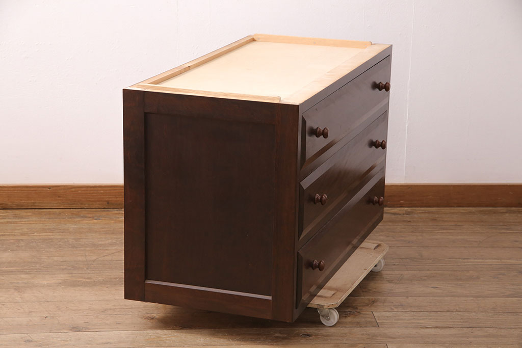 中古　美品　松本民芸家具　天板リメイク　深い色合いのシックなチェスト(サイドボード、引き出し、洋服タンス)(R-051401)