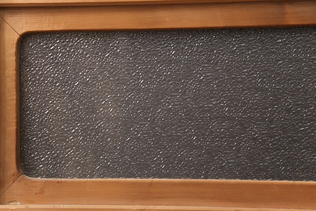 アンティーク建具　腰板ケヤキ材　ダイヤガラス　品のある和の雰囲気が素敵な裏障子付き格子戸4枚セット(引き戸、障子戸)(R-051444)