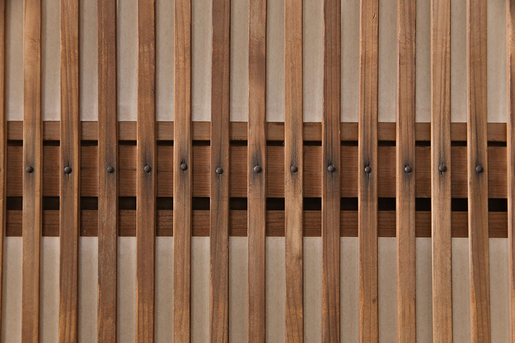 アンティーク建具　腰板ケヤキ材　ダイヤガラス　品のある和の雰囲気が素敵な裏障子付き格子戸4枚セット(引き戸、障子戸)(R-051444)
