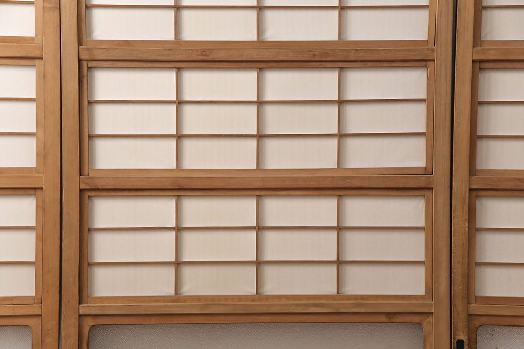 アンティーク建具　腰板ケヤキ材　ダイヤガラス　品のある和の雰囲気が素敵な裏障子付き格子戸4枚セット(引き戸、障子戸)(R-051444)