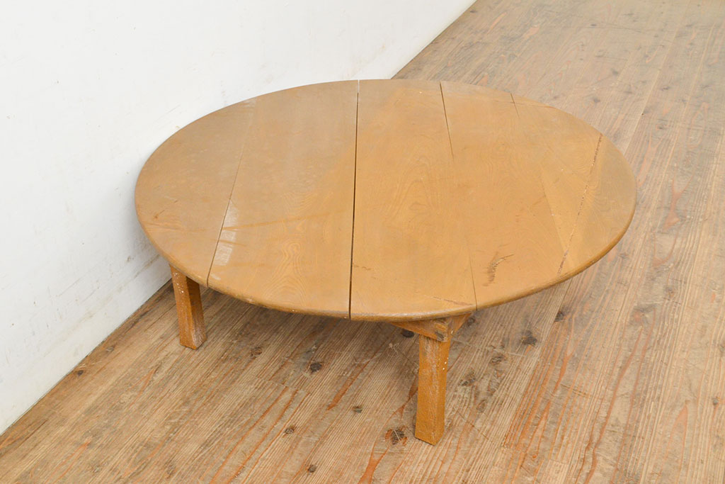 和製アンティーク　栓材　昭和中期　明るい木肌が和やかな空間づくりに活躍する丸ちゃぶ台(座卓、折りたたみテーブル、ローテーブル)(R-051451)