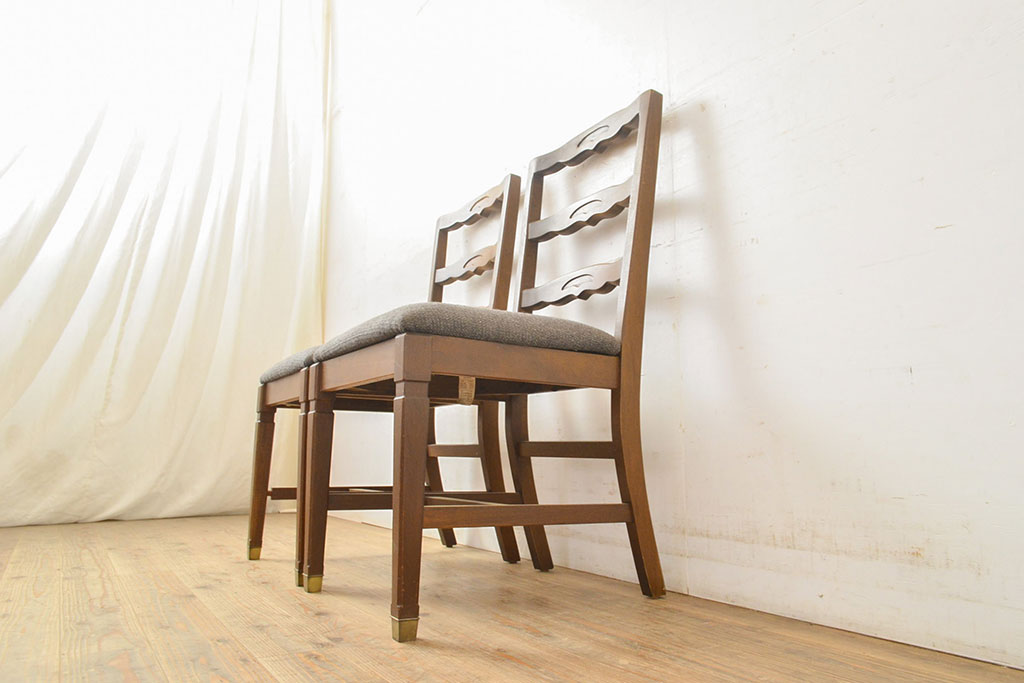 アメリカヴィンテージ　ビンテージ家具　オーク材　あたたかい雰囲気を醸し出すダイニングチェア2脚セット(イス、椅子)(R-051461)