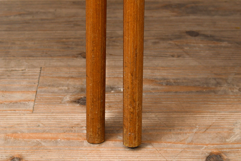 デンマークビンテージ　北欧家具　グリーンのファブリックとチーク材の木色が温かみのある空間を演出するチェア4脚セット(ダイニングチェア、ヴィンテージ)(R-051514)