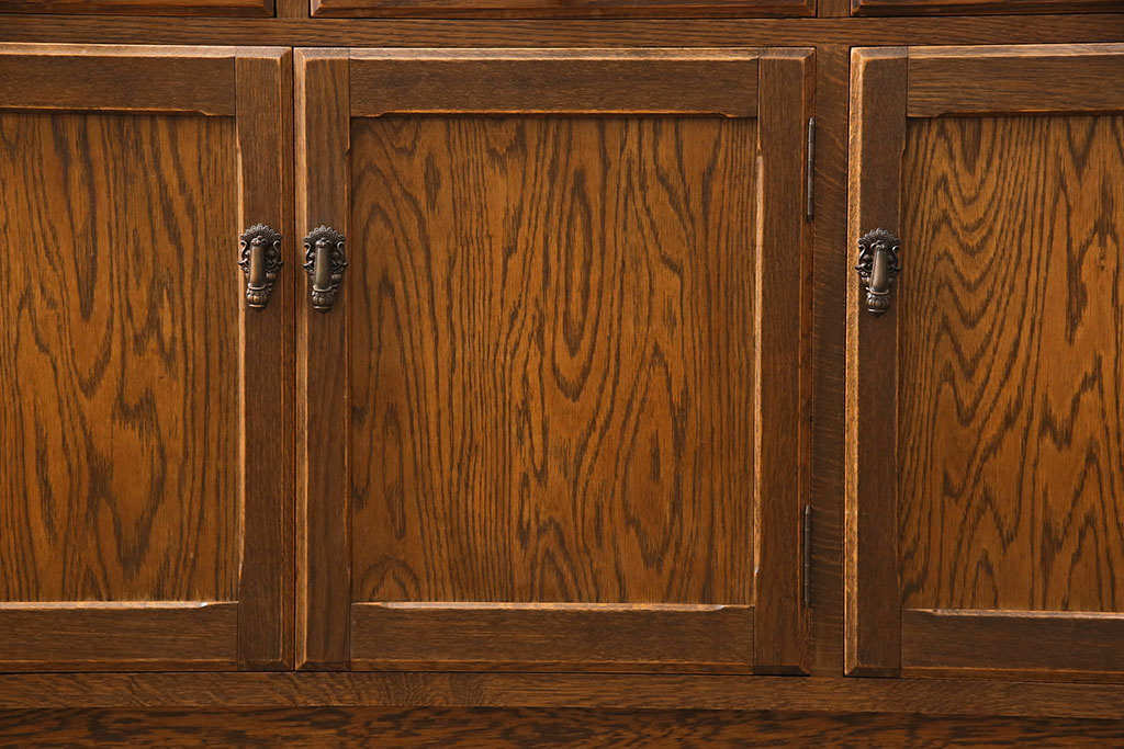 中古　三越家具　カントリーハウス　洋風家具　イギリスカントリースタイルのような温かみのある空間にぴったりの重ね食器棚(キャビネット、収納棚、ブルージュ、ビンテージ)(R-051569)