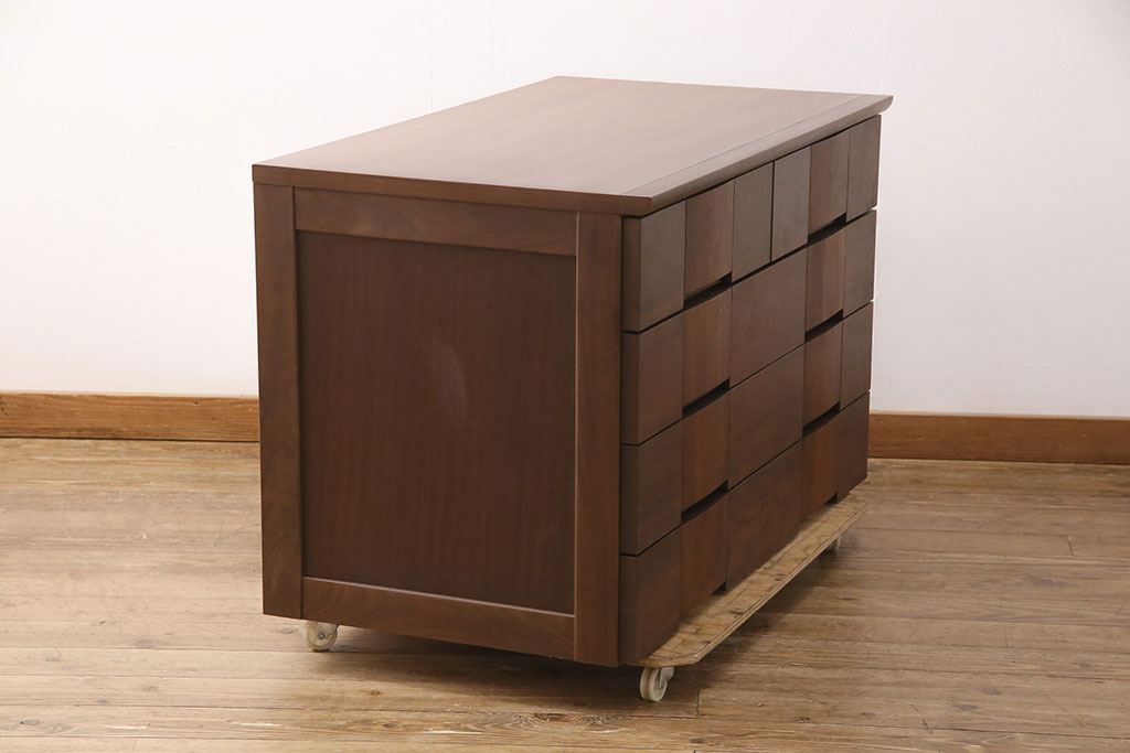 中古　美品　広島・府中家具いまだ　Craft Furniture IMADA ウォールナット材製のモダンなチェスト(ローチェストリビングボード、引き出し)(R-051572)