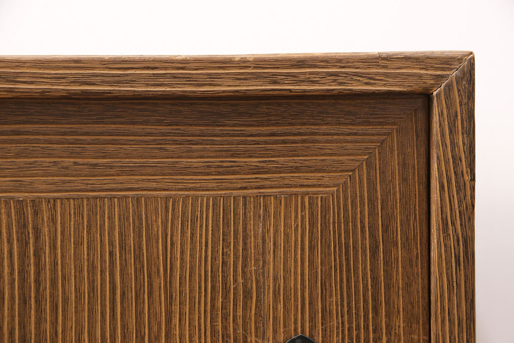 和製アンティーク　渋い色合いが魅力の総桐箪笥ローボード(和タンス、収納棚、桐たんす)(R-051638)