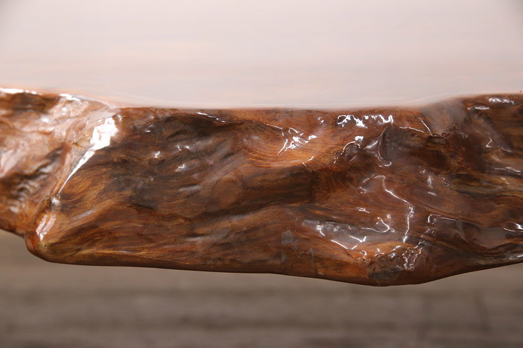 中古　楓(カエデ)材　鳥眼杢(バーズアイ)一枚板　自然な木の風合いを活かした、分厚い天板の特大座卓(ローテーブル)(R-051655)