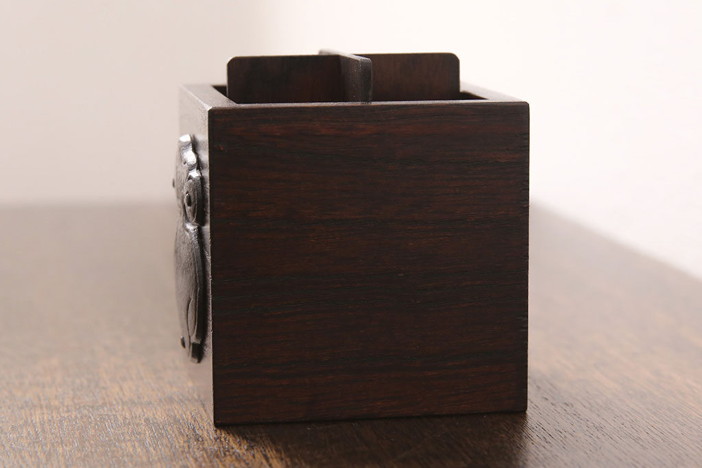 中古　美品　岩谷堂箪笥　巾着モチーフの金具が目を引くペン立て(ペンスタンド)(R-051746)