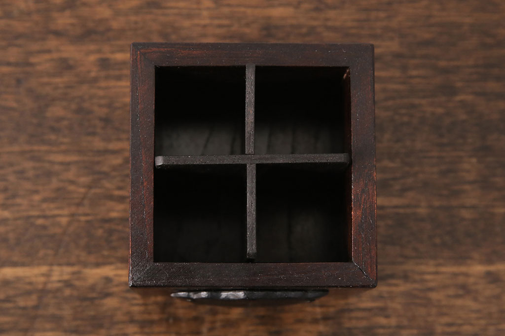 中古　美品　岩谷堂箪笥　巾着モチーフの金具が目を引くペン立て(ペンスタンド)(R-051746)