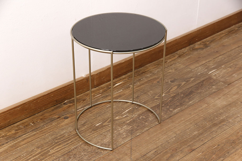 中古　展示品　2019年製　arflex(アルフレックス)　CLIPS(クリップス)　モダンな空間を演出するサイドテーブル(コーヒーテーブル、エンドテーブル、花台)(定価約13万6千円)(R-051802)