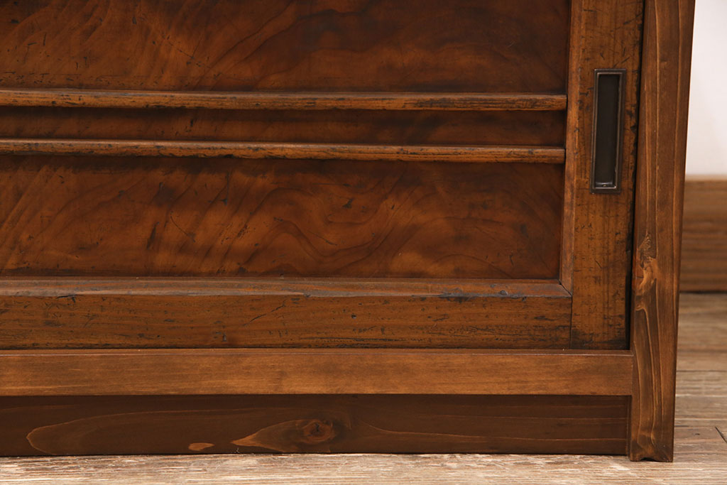 ラフジュ工房オリジナル　古建具リメイク　明るい木色がレトロな印象を高めるローボード(テレビ台、テレビボード、収納棚、リビング収納)(R-051852)