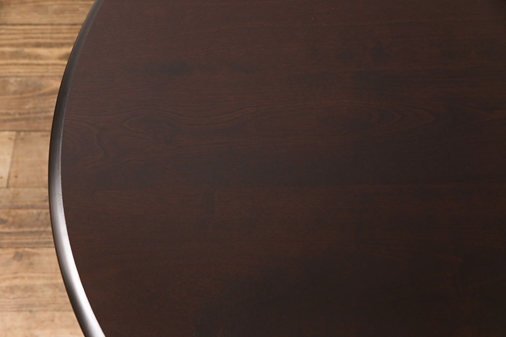 新古品　展示品　北海道民芸家具　樺材　HM472シリーズ　上品な優しい雰囲気を醸し出す円形テーブル(ラウンドテーブル、ダイニングテーブル、コーヒーテーブル)(定価約18万円)(R-051966)