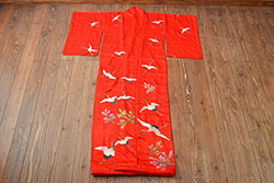 大正〜昭和初期　松鶴　刺繍着物(古布、正絹)(R-051991)