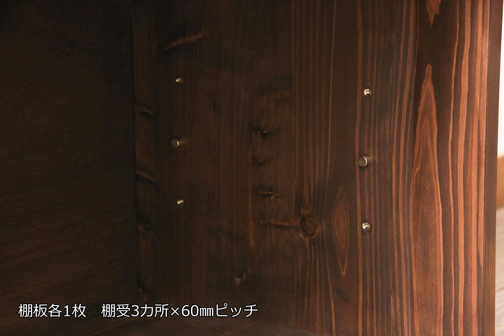 ラフジュ工房オリジナル　古建具リメイク　透かし彫り　上品な和の雰囲気を高める引き戸のテレビ台(ローボード、テレビボード、収納棚)(R-052025)