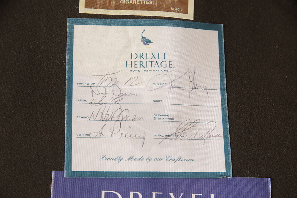 中古　美品　アメリカ輸入品　DREXEL HERITAGE(ドレクセルヘリテイジ)　希少!ファブリックのデザインがおしゃれなリクライニングソファ(一人掛けソファ、1P)(R-052031)