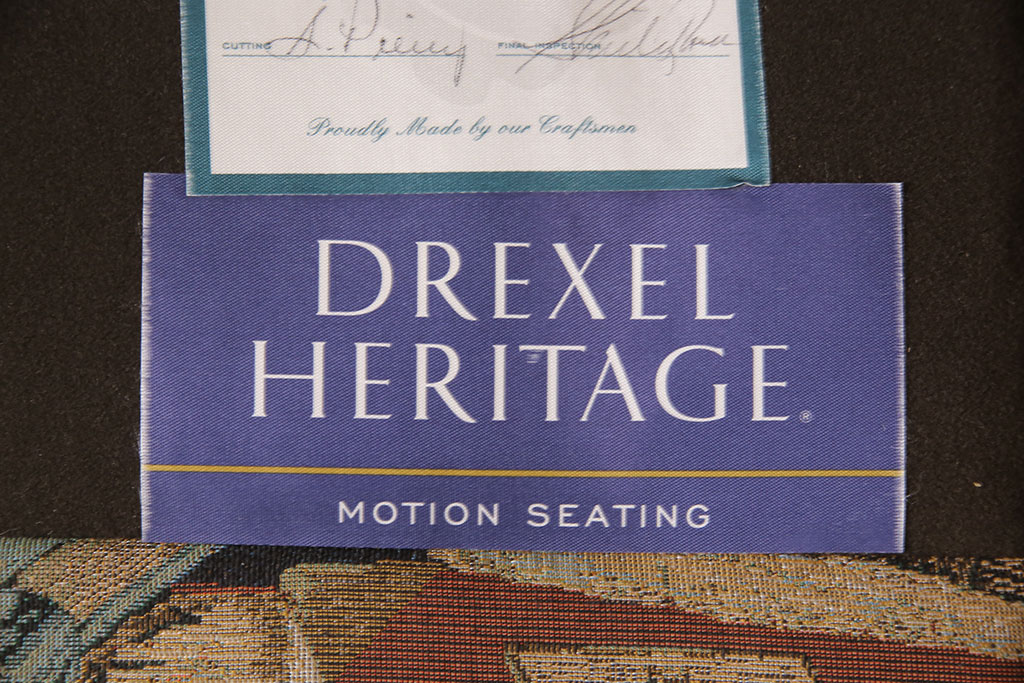 中古　美品　アメリカ輸入品　DREXEL HERITAGE(ドレクセルヘリテイジ)　希少!ファブリックのデザインがおしゃれなリクライニングソファ(一人掛けソファ、1P)(R-052031)