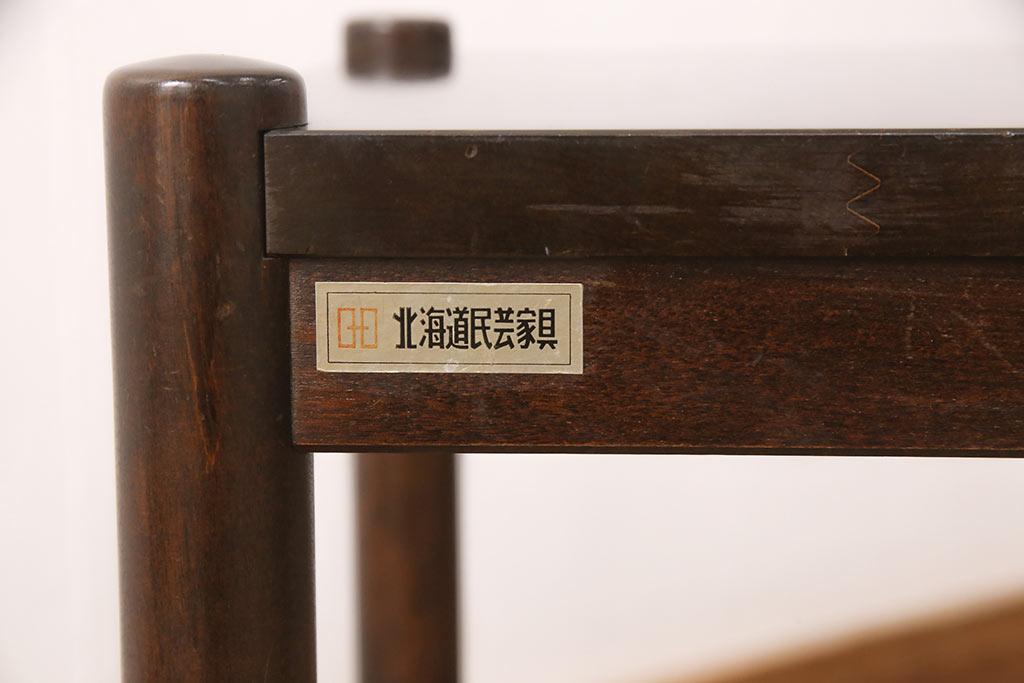 中古　美品　北海道民芸家具　シンプルな佇まいがお部屋に取り入れやすい板座のスツール(花台、サイドテーブル、飾り台)(R-052108)