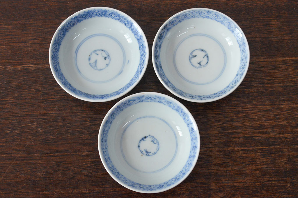 江戸期　古伊万里　染付微塵唐草　蓋茶碗3客セット(和食器)(R-052124)