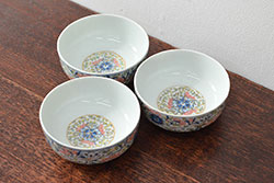 江戸期　伊万里　染付　線描　花唐草　松竹梅文　約10cm　3.2寸　一筆一筆丁寧な職人の絵付けが見事な小皿5枚セット(和皿、和食器、三寸二分)(R-073122)