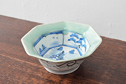 江戸期　古伊万里　染付　鶴亀図　輪花皿　約11cm　3.6寸　縁起の良い図柄が描かれた変形皿4枚セット(小皿、豆皿、和皿、和食器、三寸六分)(R-076851)