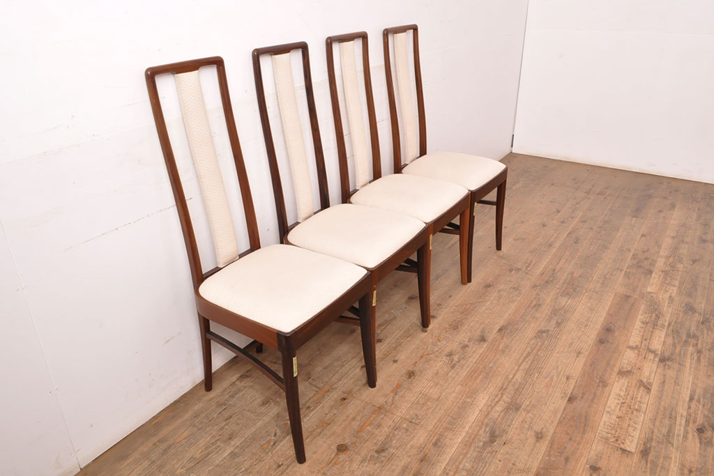 中古　デンマーク高級輸入家具　ローズウッド　高めの背もたれが印象的なチェア4脚セット(椅子、ダイニングチェア、北欧)(定価 4脚約60万円、北欧)(R-052362)