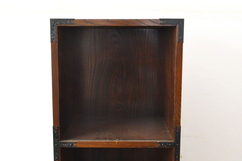 中古　国産民芸家具　1台2役で使い勝手のいい時計付き縦型タンス(箪笥、チェスト)(R-052374)