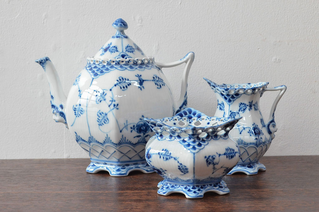 ROYAL COPENHAGEN ロイヤルコペンハーゲン ブルーフルーテッド フル 